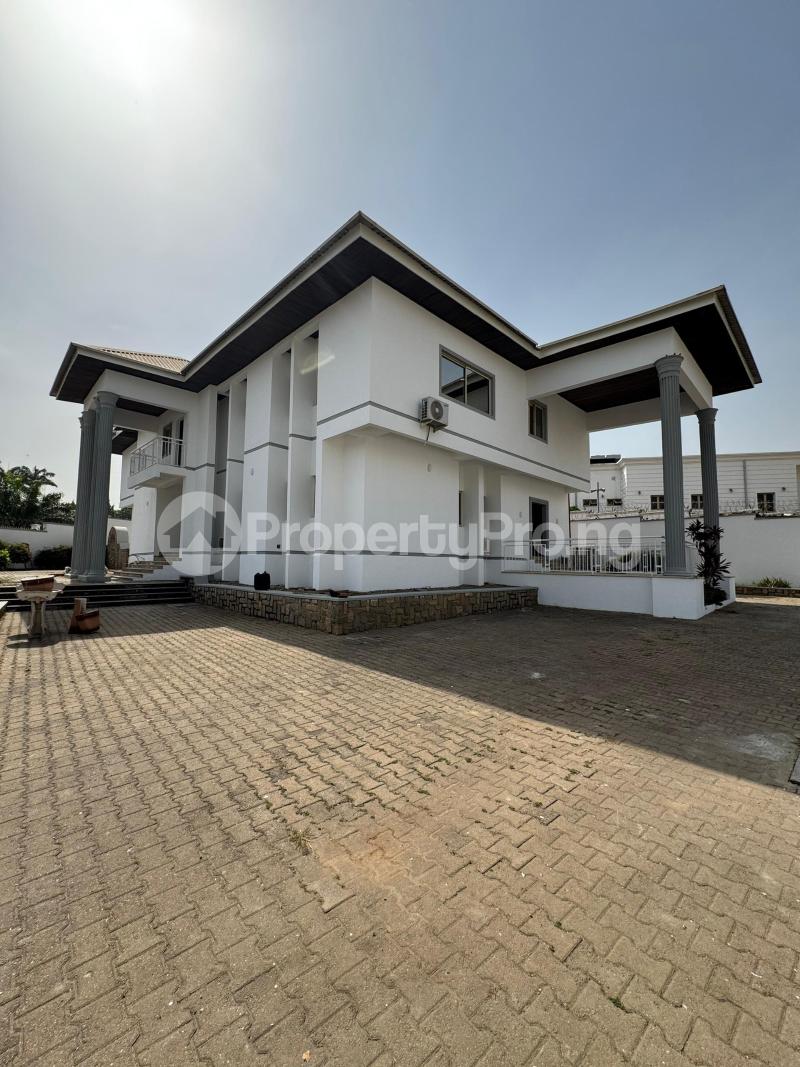 6 bedroom House for sale Maitama District Abuja(video Of The House Is Attached) Maitama Abuja