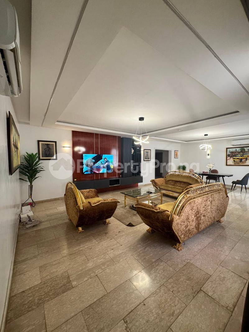 3 bedroom Flat / Apartment for rent Off Ibb Way Maitama. (video Is Available) Maitama Abuja