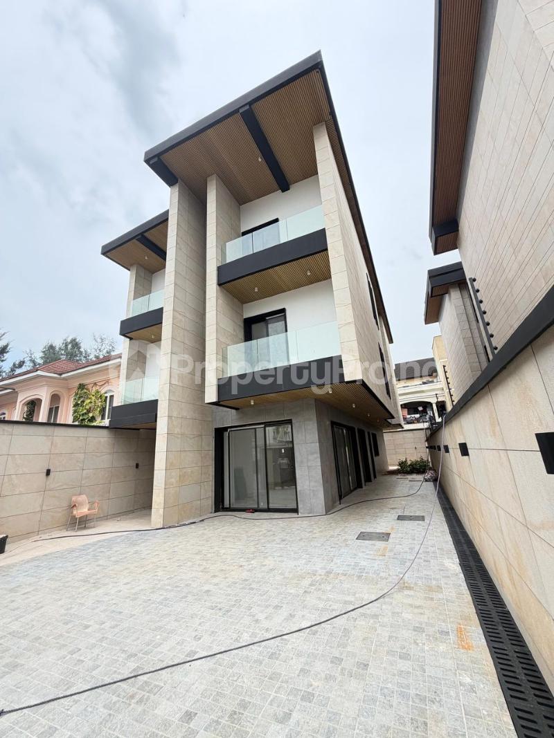 6 bedroom House for sale Ikoyi Lagos