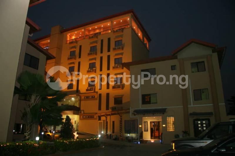 10 bedroom Commercial Property for sale Located In Lagos Victoria Island Lagos