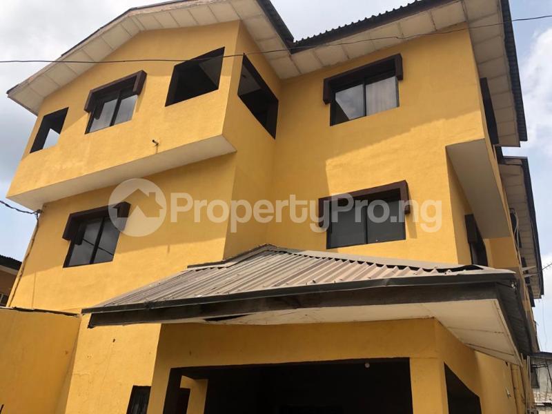 3 bedroom Flat / Apartment for rent Off St Finbars Road Akoka Yaba Lagos
