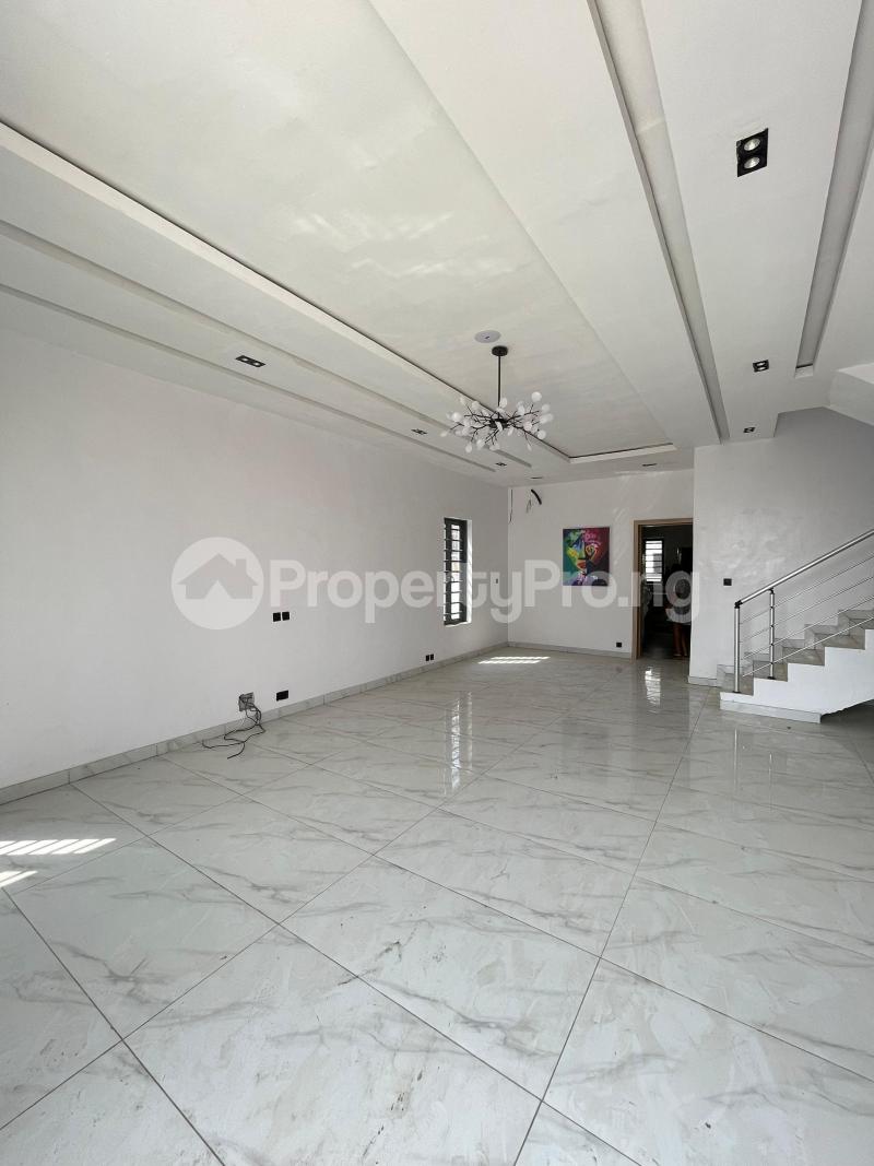 4 bedroom House for sale Lekki Lagos