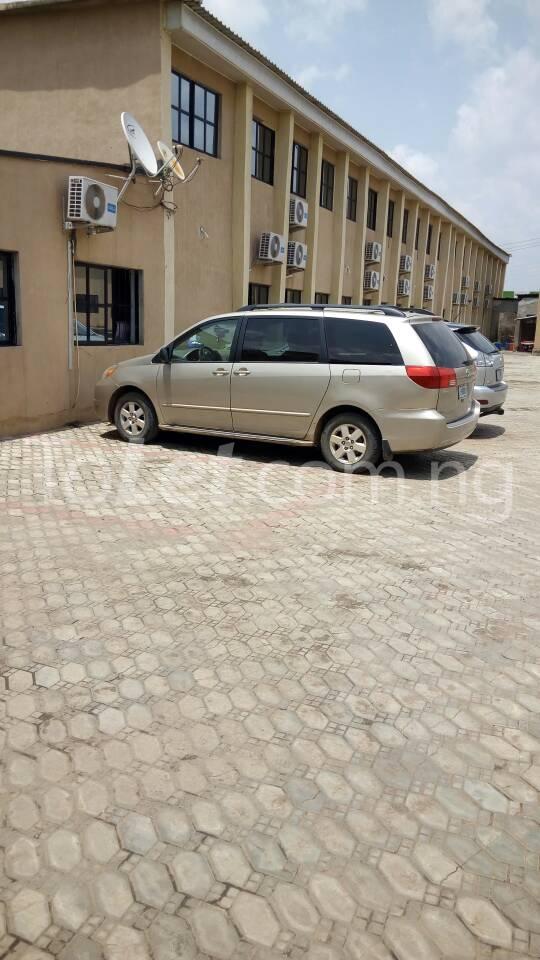 1 bedroom Flat / Apartment for rent Biliaminu Way Opposite Nnpc Depot Oke-Afa Isolo Lagos