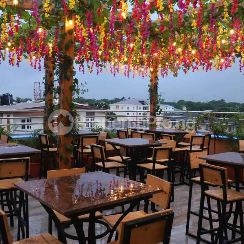 1 bedroom Flat / Apartment for shortlet Onike Yaba Lagos