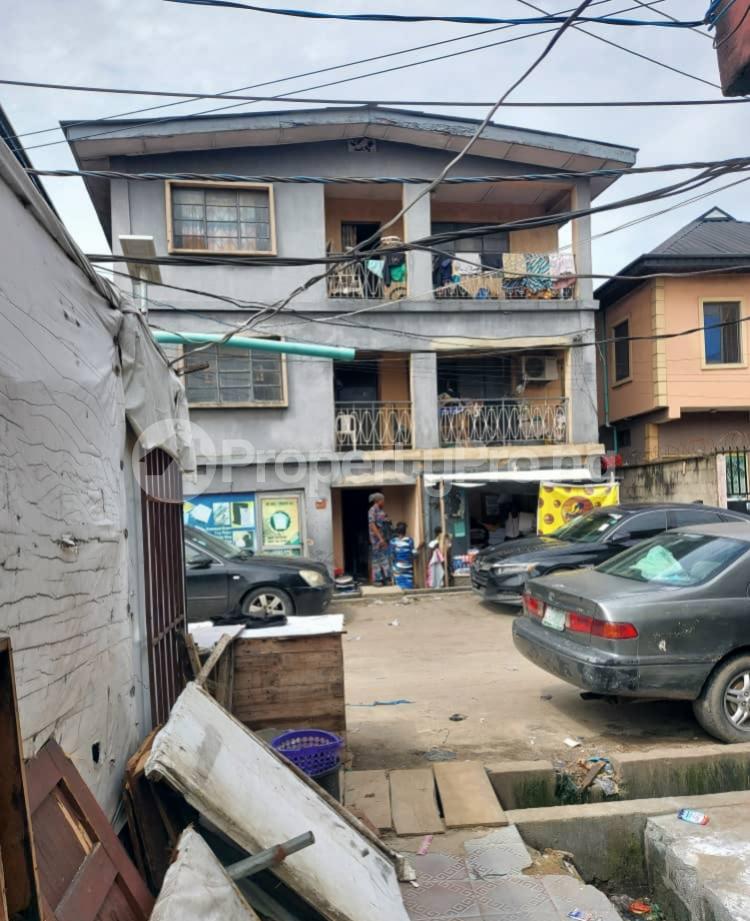 2 bedroom House for rent Shomolu Shomolu Lagos