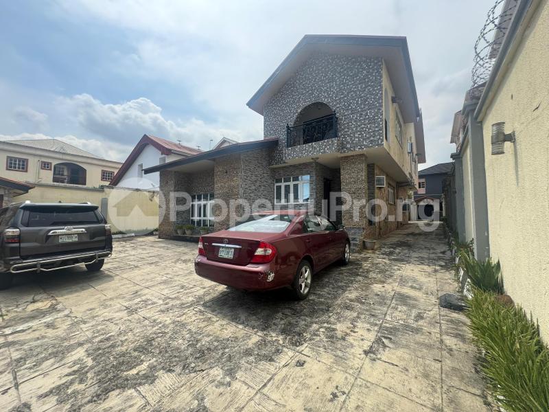 4 bedroom House for rent In A Secured Estate Adeniyi Jones Ikeja Lagos