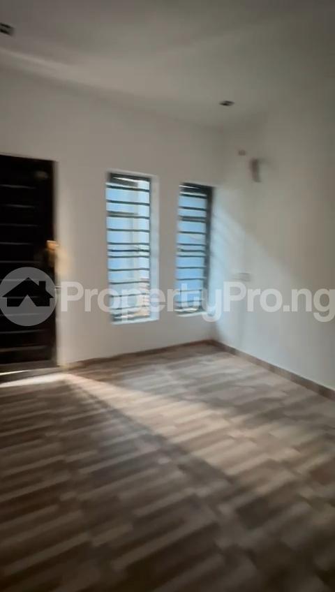 1 bedroom Flat / Apartment for rent Fadeyi, Yaba Yaba Lagos