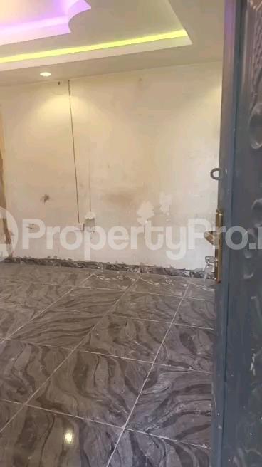 1 bedroom Flat / Apartment for rent Sholuyi Gbagada Lagos