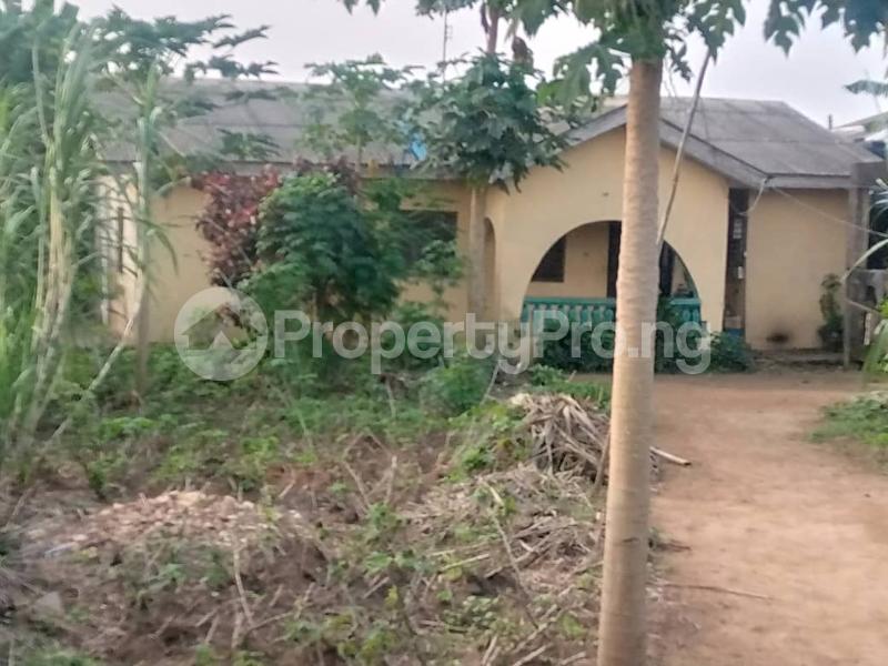 House for sale Ikola Ipaja road Ipaja Lagos