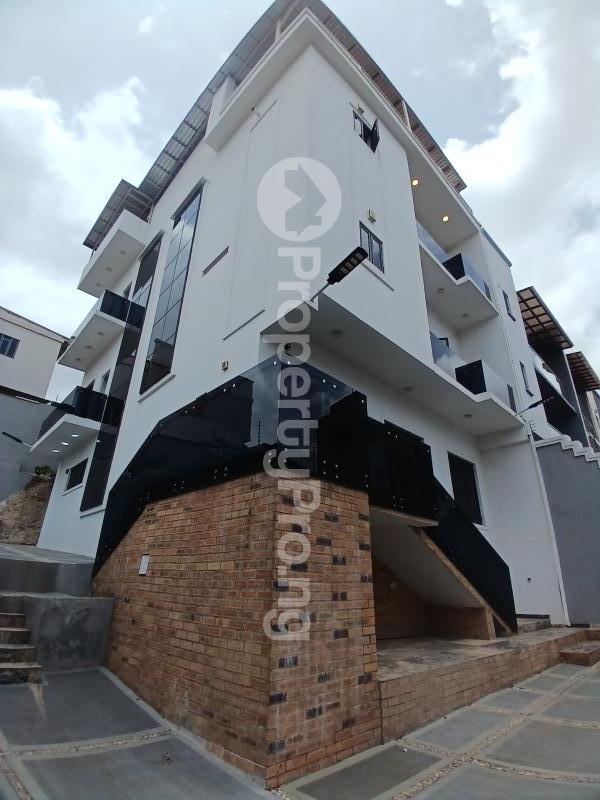 4 bedroom House for sale Diplomatic Zone, Guzape Abuja