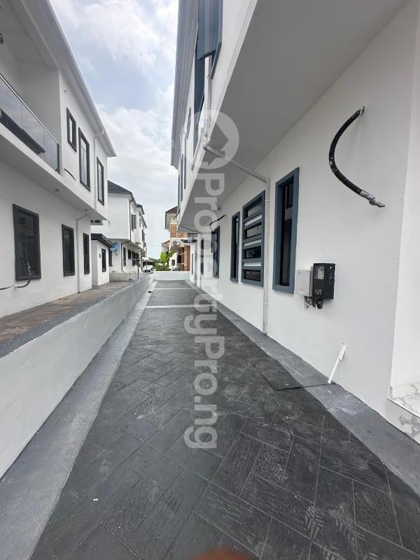 4 bedroom House for sale Sangotedo Ajah Lagos