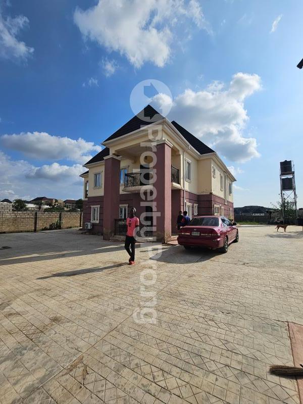 6 bedroom House for rent Jedo Estate Road Lugbe Abuja