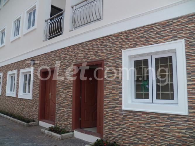 3 bedroom House for rent Akanni Bashorun Lekki Lekki Lagos