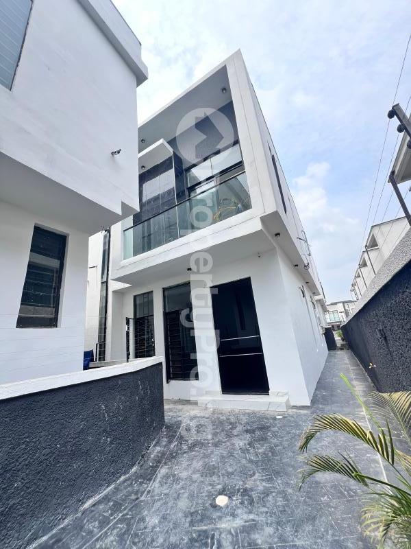 4 bedroom House for sale Ikota Lekki Lagos