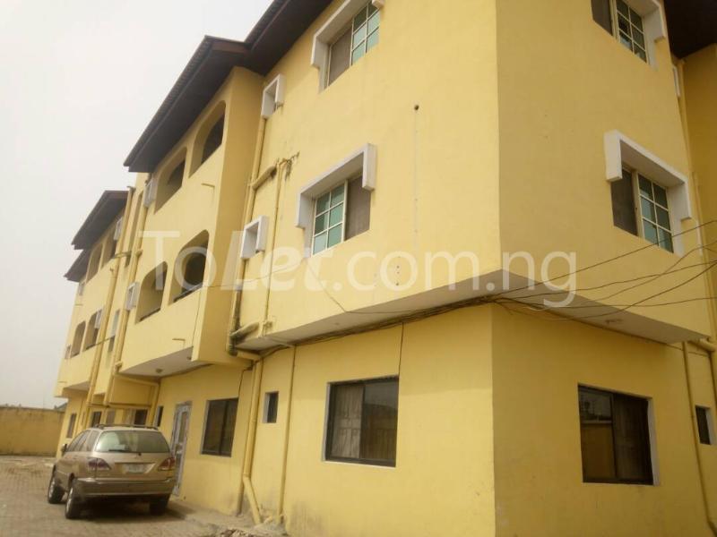 3 bedroom Flat / Apartment for rent   Lekki Phase 2 Lekki Lagos