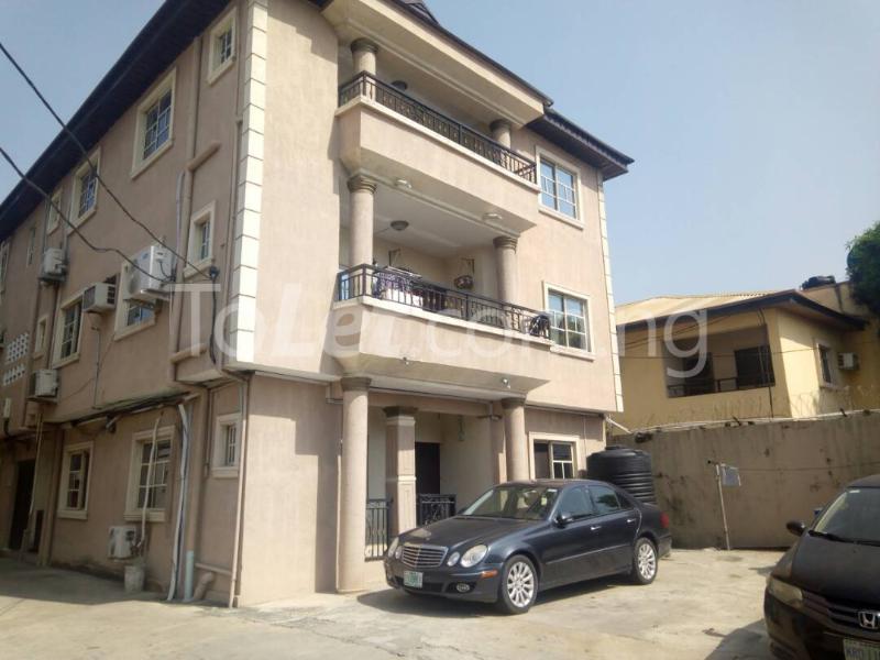 1 bedroom Flat / Apartment for rent 3b, Olukolu Street Igbo-efon Lekki Lagos
