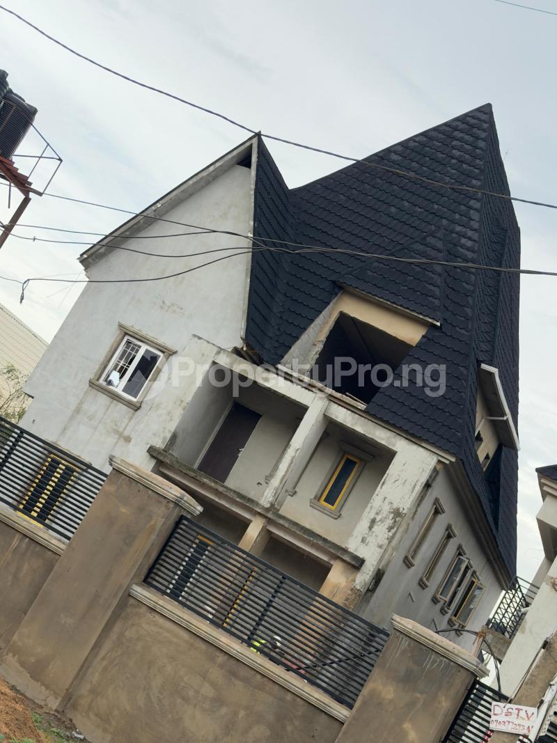 5 bedroom House for sale Opposite Gwarinpa Dawaki Abuja