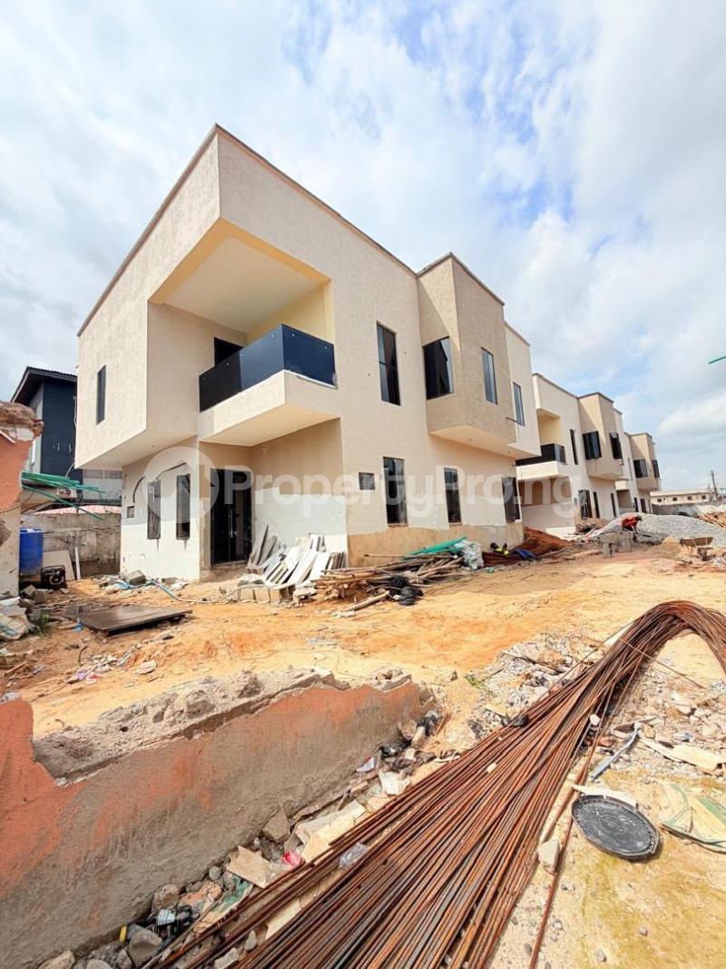4 bedroom House for sale Adeniyi Jones Ikeja Lagos