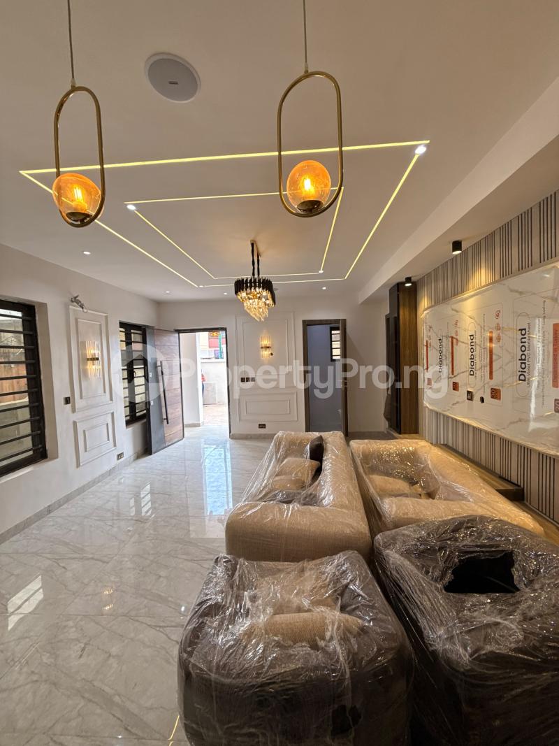 4 bedroom House for sale Ogba Lagos