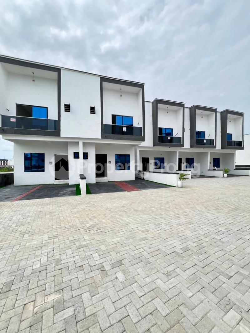 2 bedroom House for sale 2/3 Bedroom Terrace Duplex Ajah Lagos