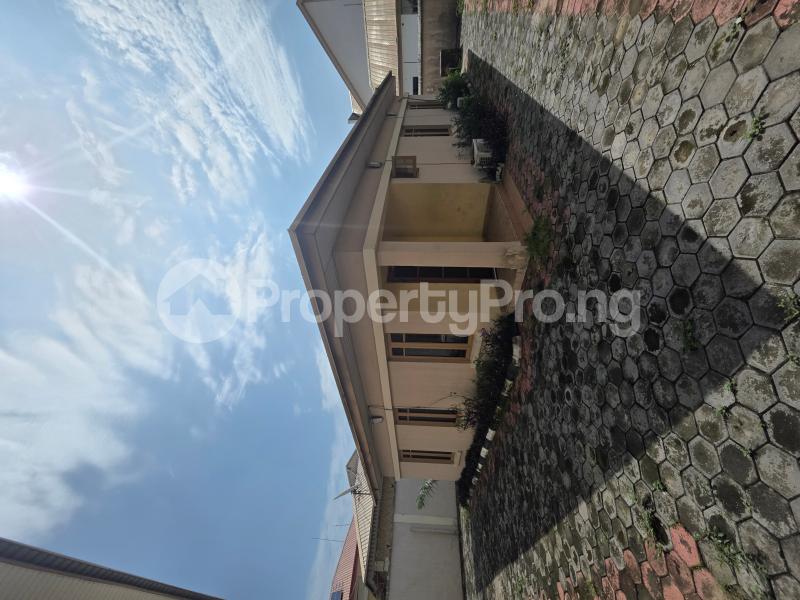 3 bedroom House for rent Close 57 VGC Lekki Lagos
