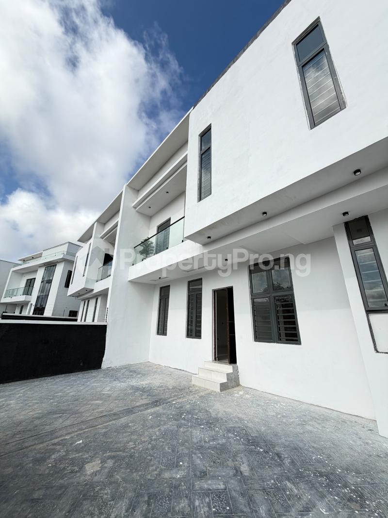 3 bedroom House for sale Sangotedo Ajah Lagos