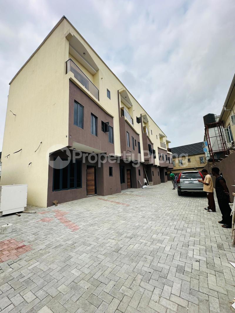 4 bedroom House for sale Gbagada Lagos