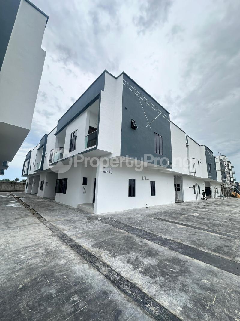 4 bedroom House for sale Orchid Lekki Lagos