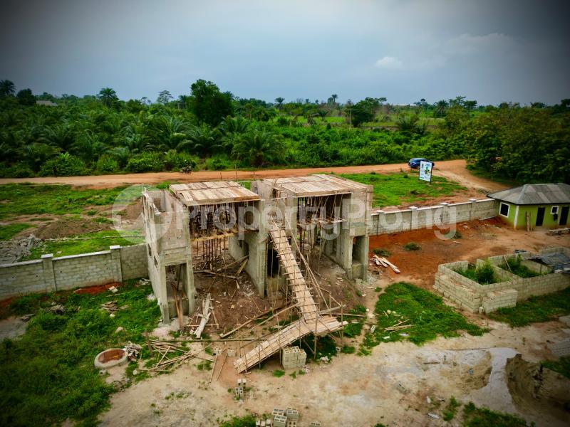 Land for sale Along The Agbowa Sagamu Expressway Ikorodu Lagos - 0