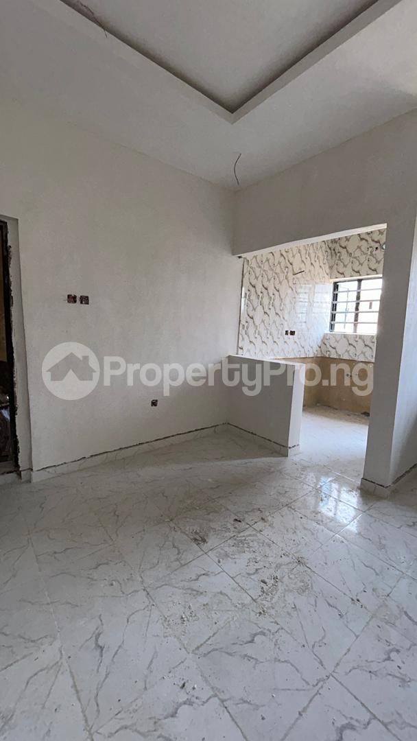1 bedroom Flat / Apartment for sale Ilupeju Lagos