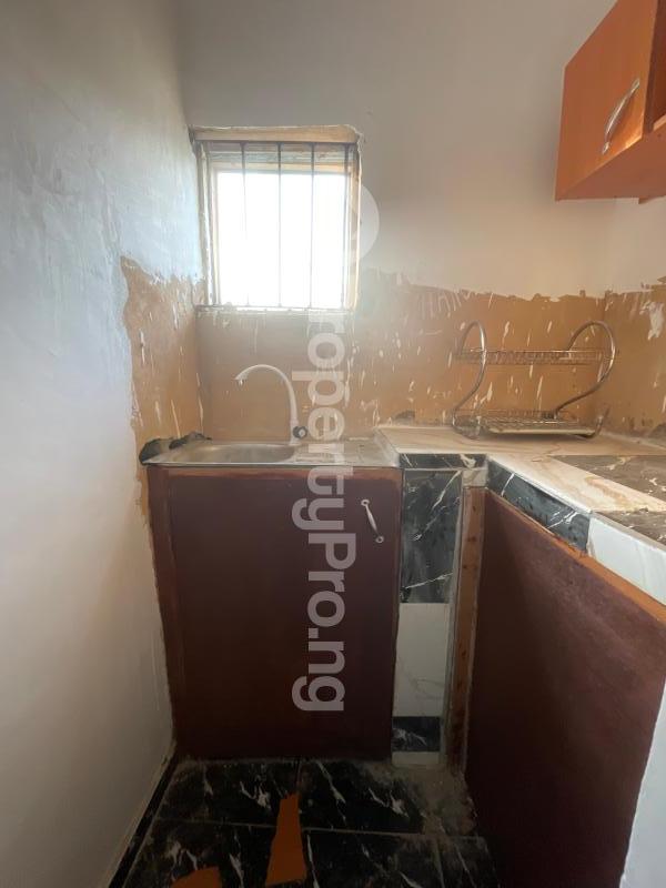 1 bedroom Flat / Apartment for rent Abule Ijesha, Yaba Lagos Yaba Lagos