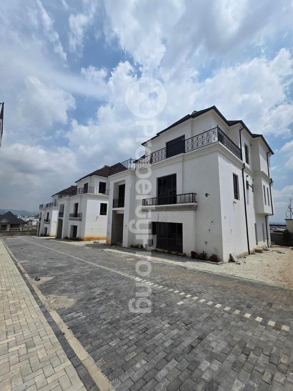 5 bedroom House for sale Katampe Abuja