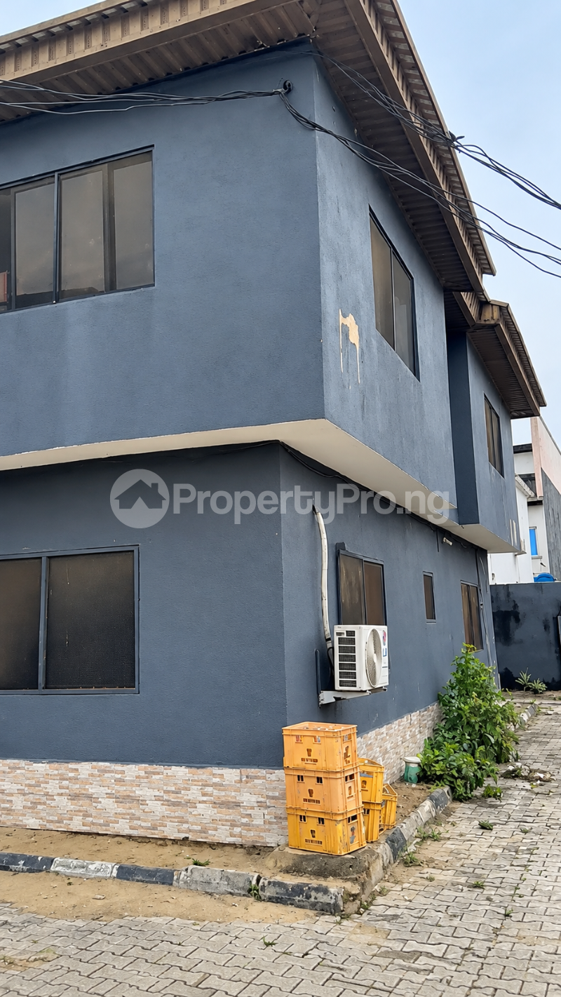 10 bedroom Flat / Apartment for sale Abraham adesanya estate Ajah Lagos