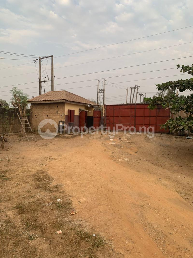 Land for sale Along Old Lagos Ibadan Express Ibadan Odo Ona kekere Ibadan Oyo