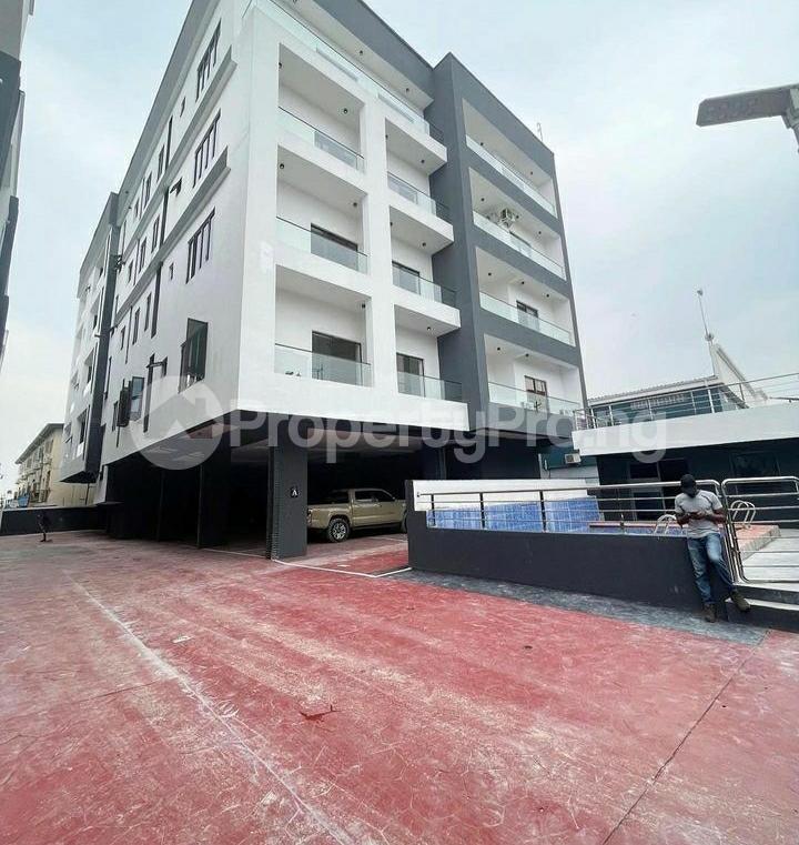 3 bedroom Flat / Apartment for rent Ikate Lekki Lagos