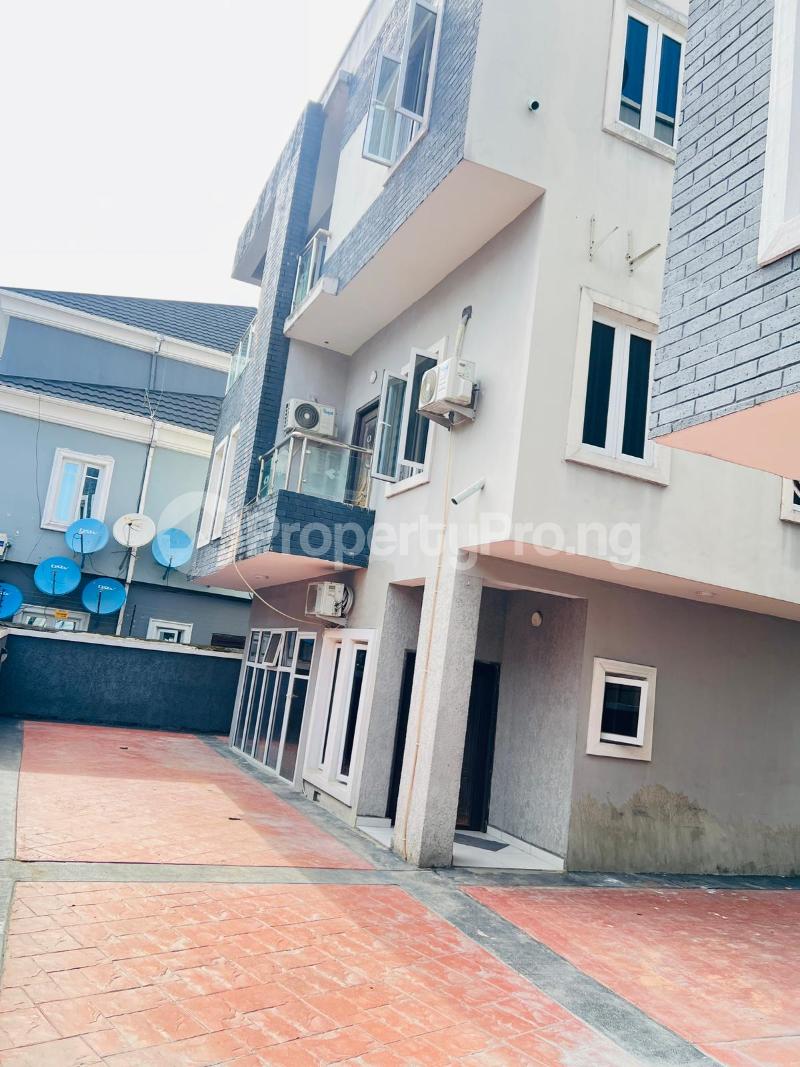 4 bedroom House for rent Ikate Lekki Lagos