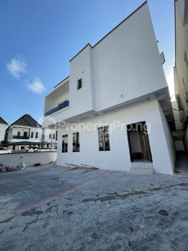5 bedroom House for rent Ikota Lekki Lagos