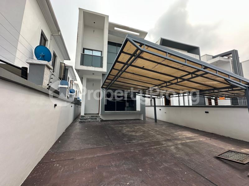5 bedroom House for sale Bera Estate Chevron Lekki Lagos