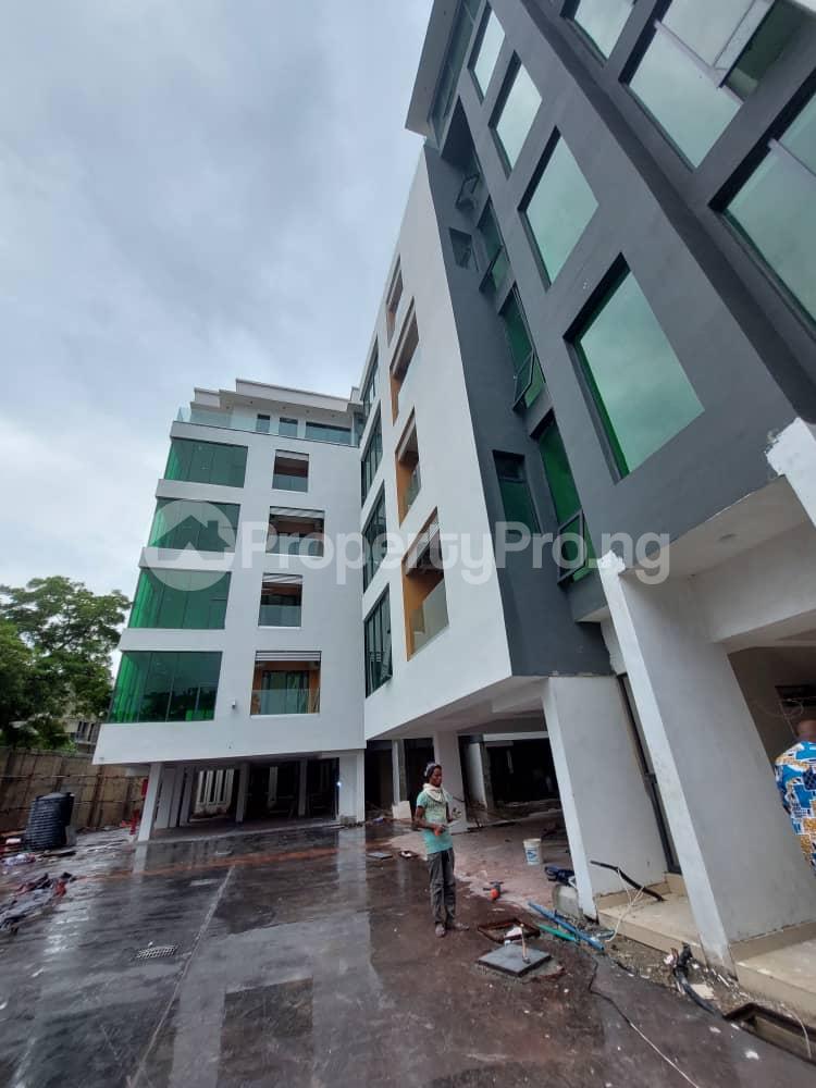 4 bedroom Flat / Apartment for sale D Ikoyi Lagos