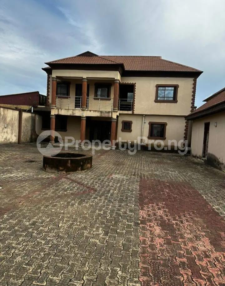 5 bedroom House for sale Igando Ikotun/Igando Lagos