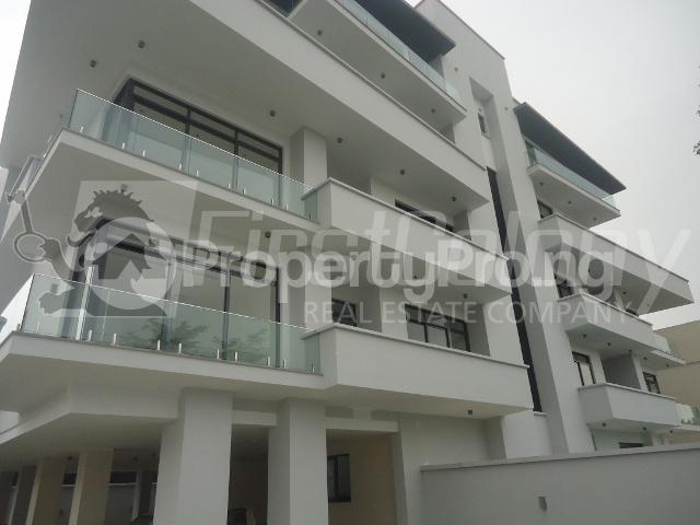 4 bedroom Flat / Apartment for rent Banana Island Ikoyi Lagos