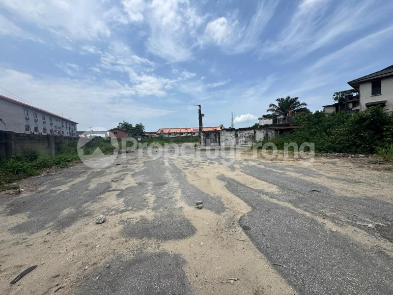 Land for sale Close To Yabatech Of Technology Sabo Yaba Lagos
