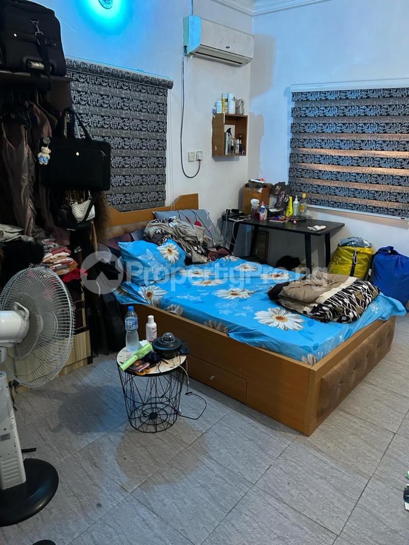 2 bedroom Flat / Apartment for rent Off Coker Road Ilupeju Lagos