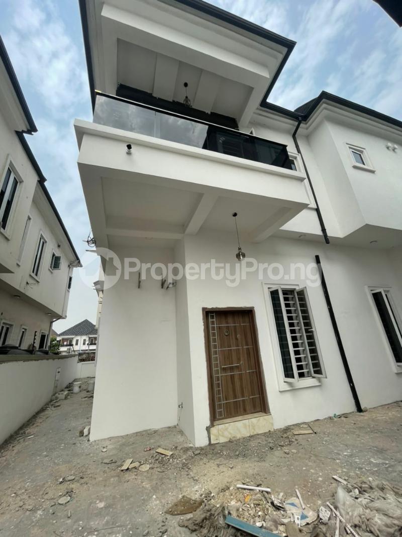 5 bedroom House for sale chevron Lekki Lagos