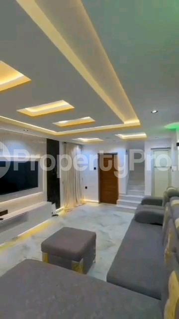 2 bedroom House for rent Off Pedro Road Gbagada Lagos