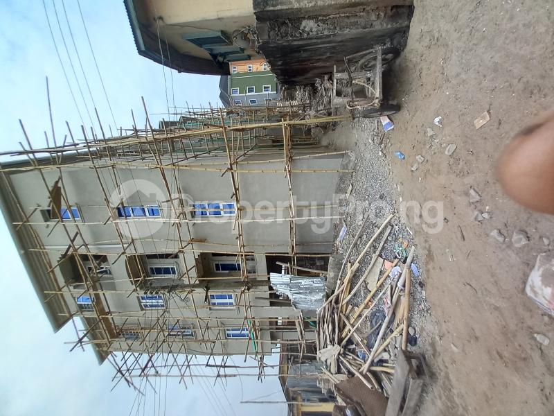 1 bedroom Flat / Apartment for rent Off Lawanson Road Lawanson Surulere Lagos - 0