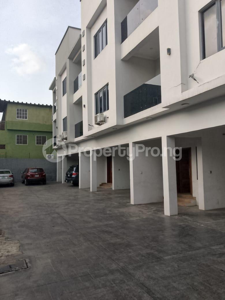 4 bedroom House for rent Opebi Ikeja Lagos