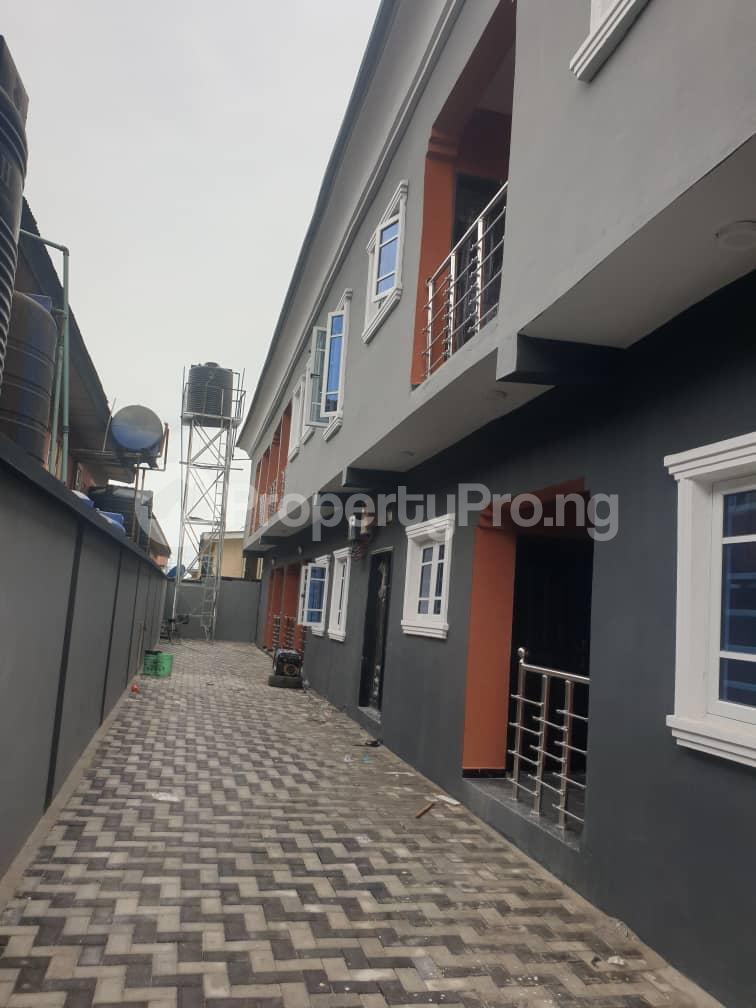 1 bedroom Flat / Apartment for rent Off Adelabu Road Adelabu Surulere Lagos - 0