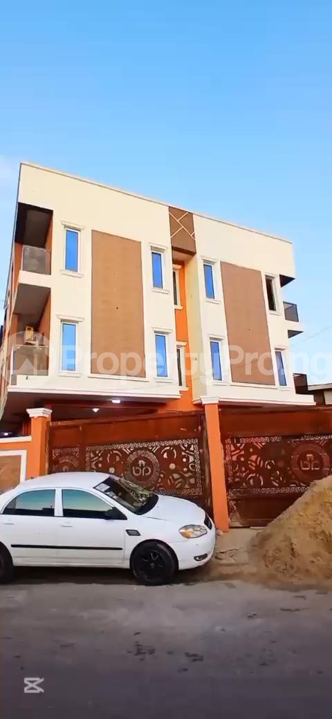 2 bedroom Flat / Apartment for rent Randle Avenue Surulere Lagos