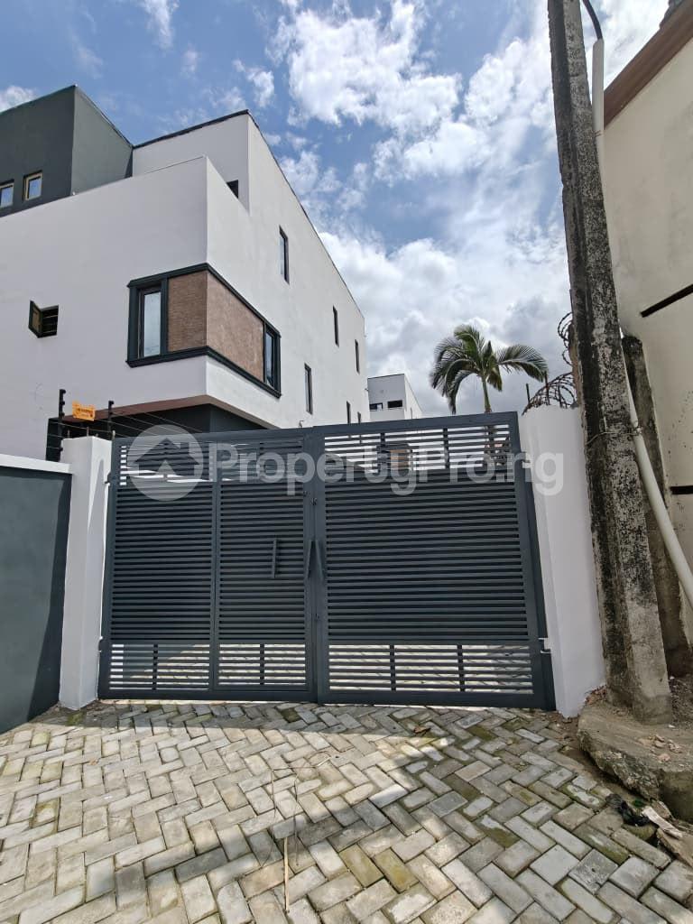 4 bedroom House for sale Anthony Village Maryland Lagos
